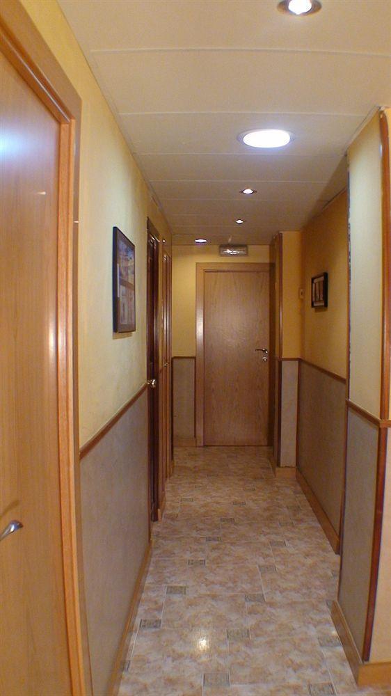 Hostal El Carmen Zaragoza Ngoại thất bức ảnh